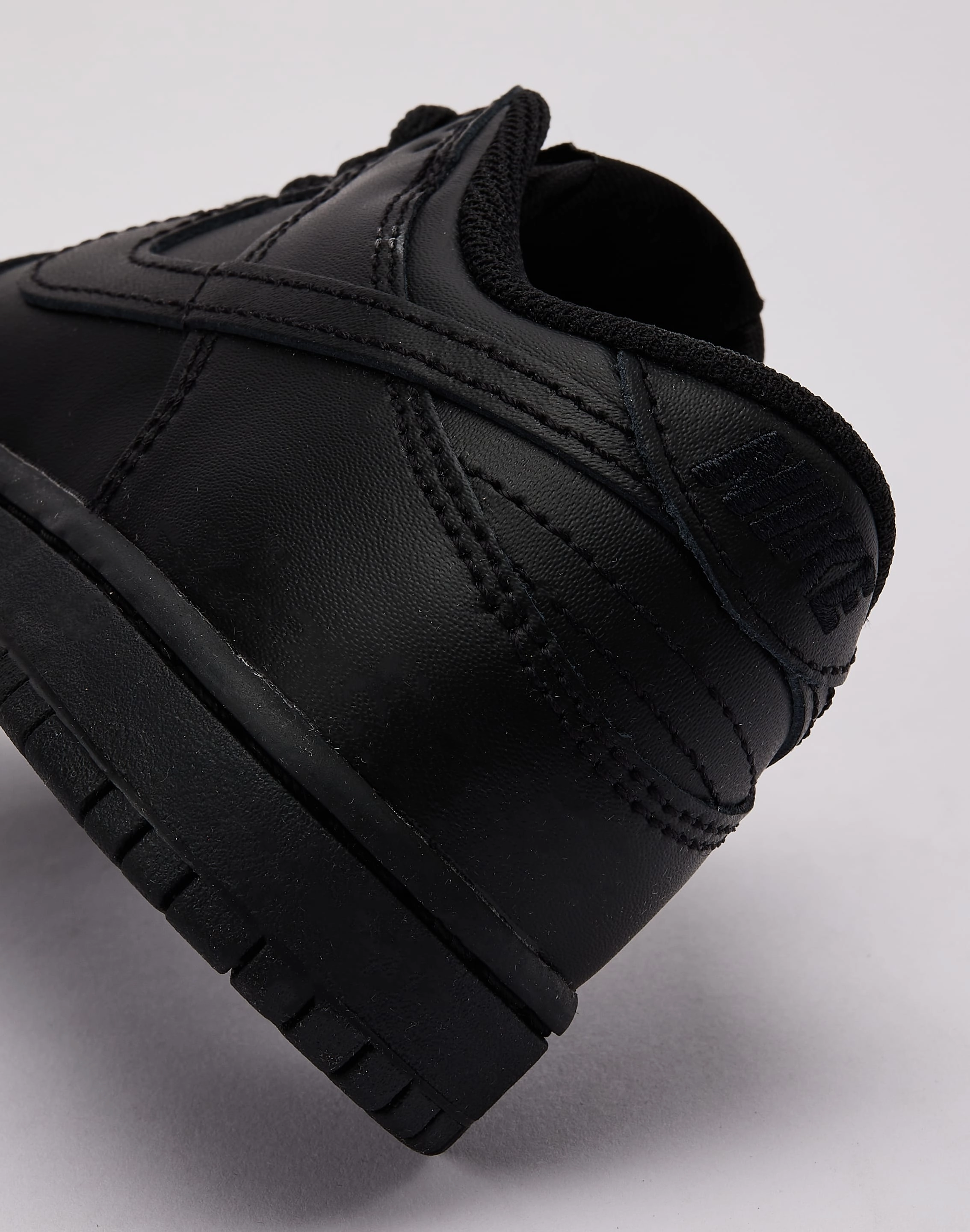 SlipResistantSoles Impact Resistant Toe Nike Dunk Low Pre-School