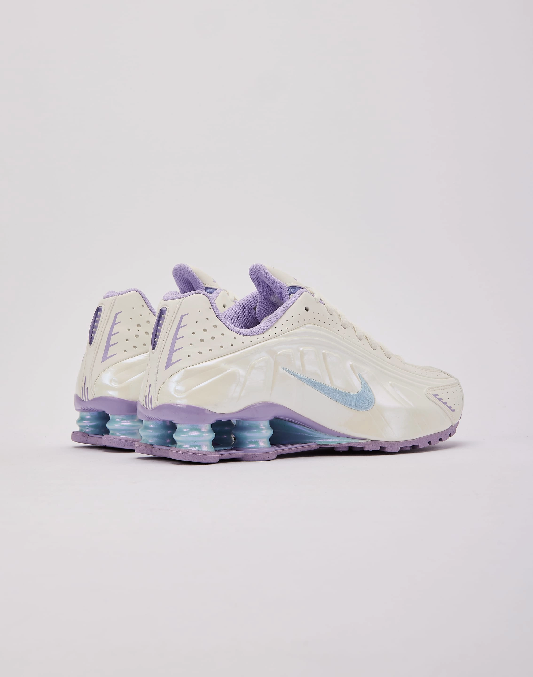 Nike Shox R4 Grade-School Training Footwear