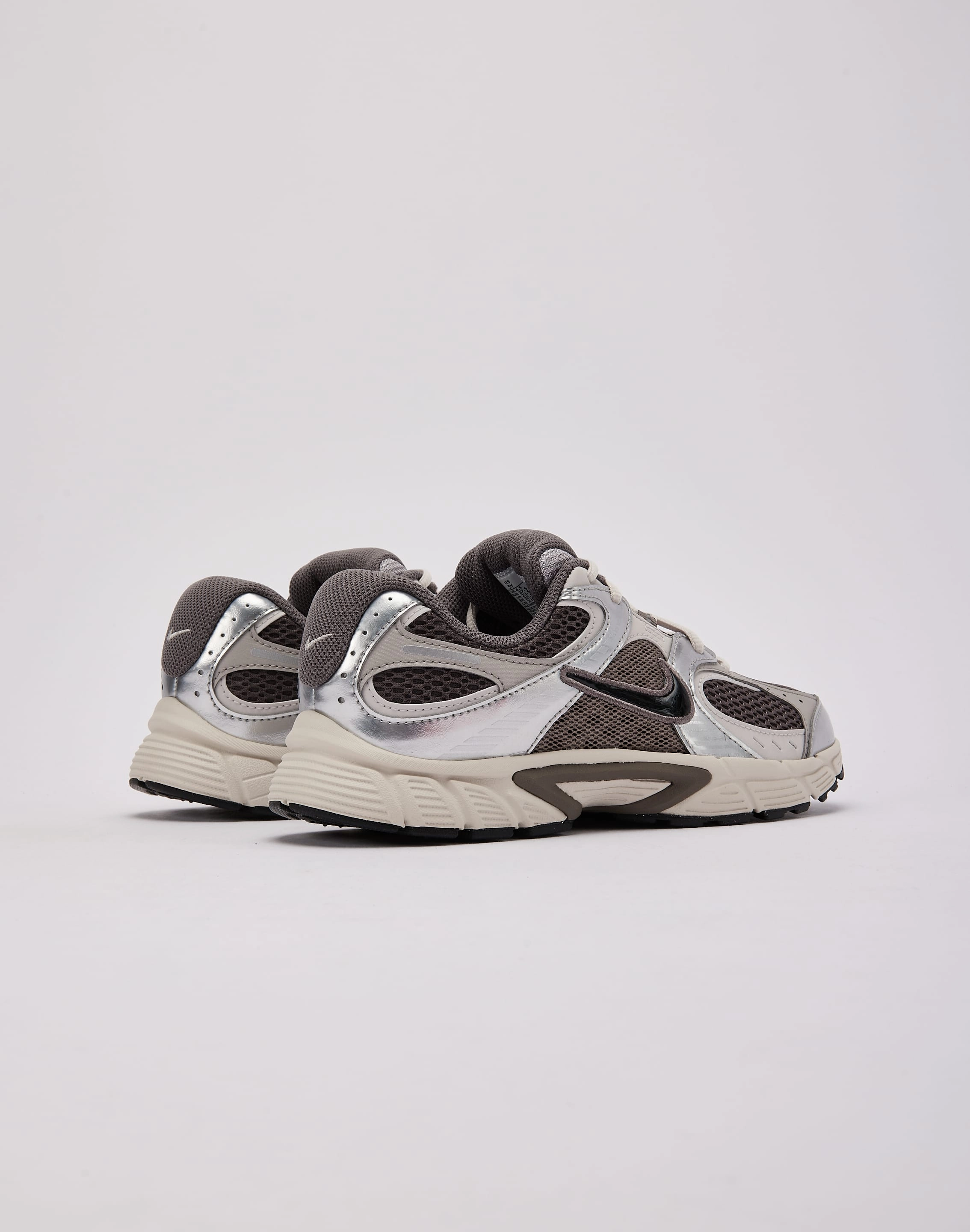 Running Club Shock Absorbing Heel Nike V5 RNR Grade-School