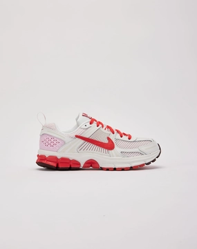 Nike Vomero 5 'V-Day' Grade-School social running shoe appeal Quality craftsmanship