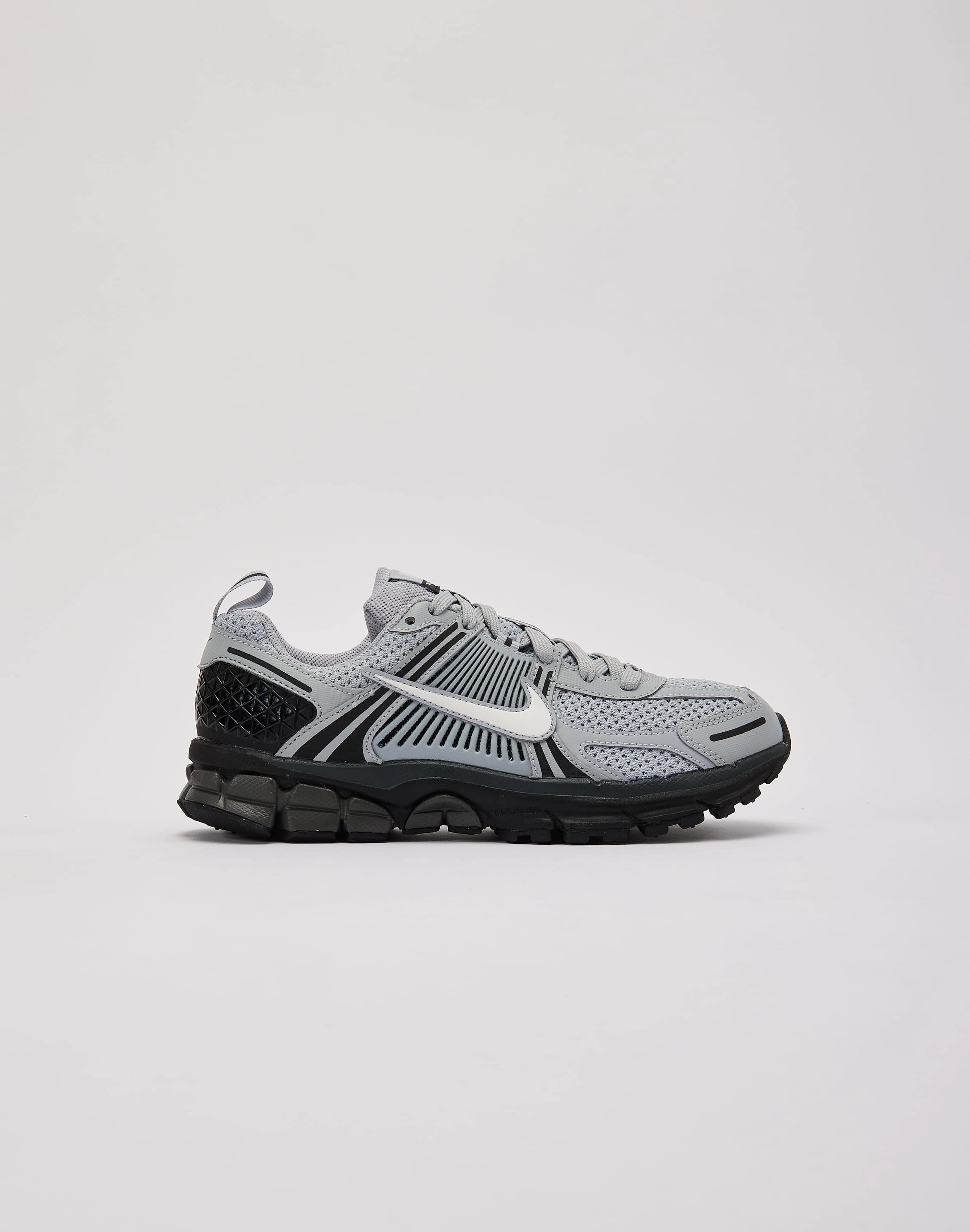 Nike Vomero 5 Grade-School Functional utility