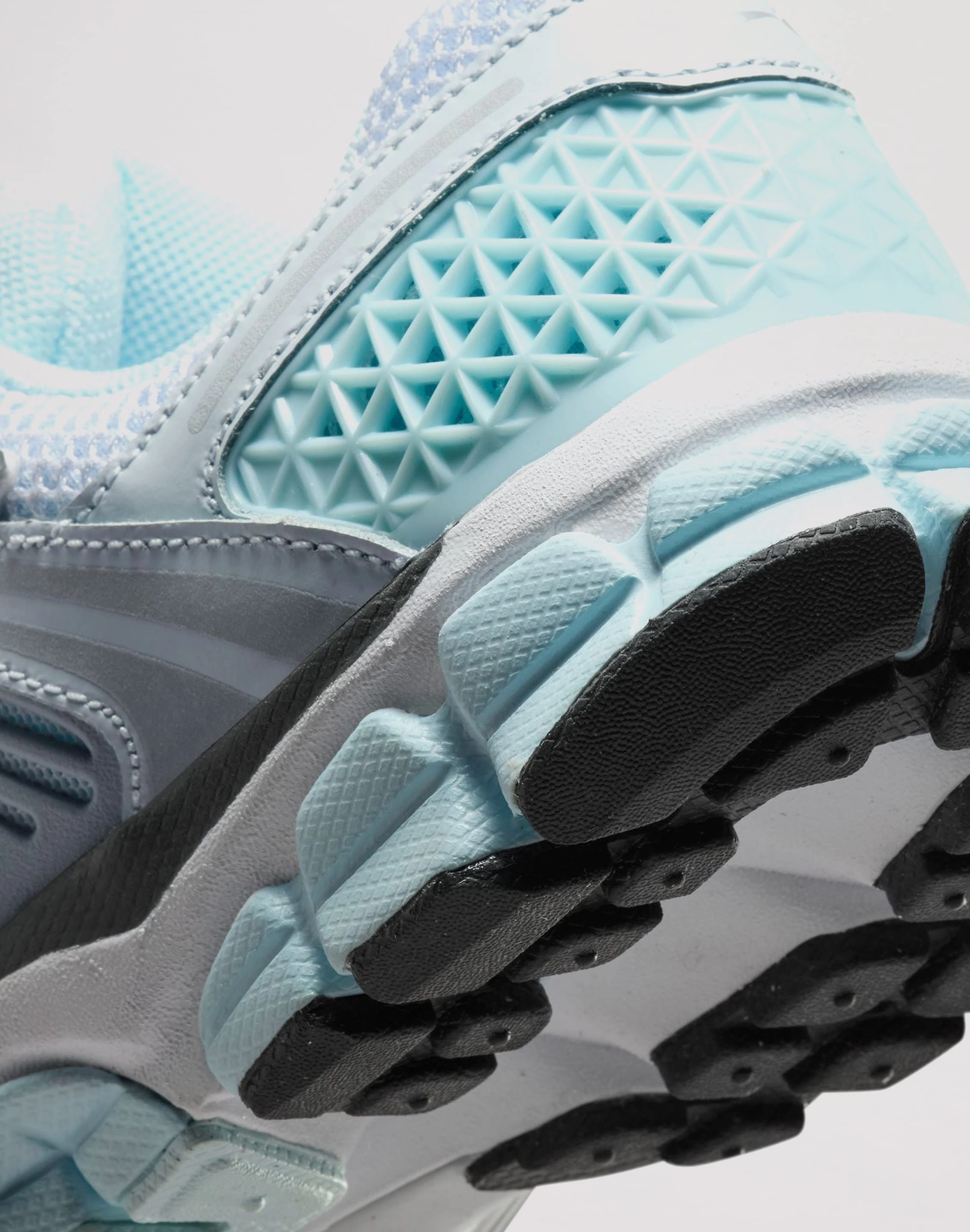 Nike Vomero 5 Grade School Kids' "Pure Platinum/Metallic Silver" Machine washable Anti Odor