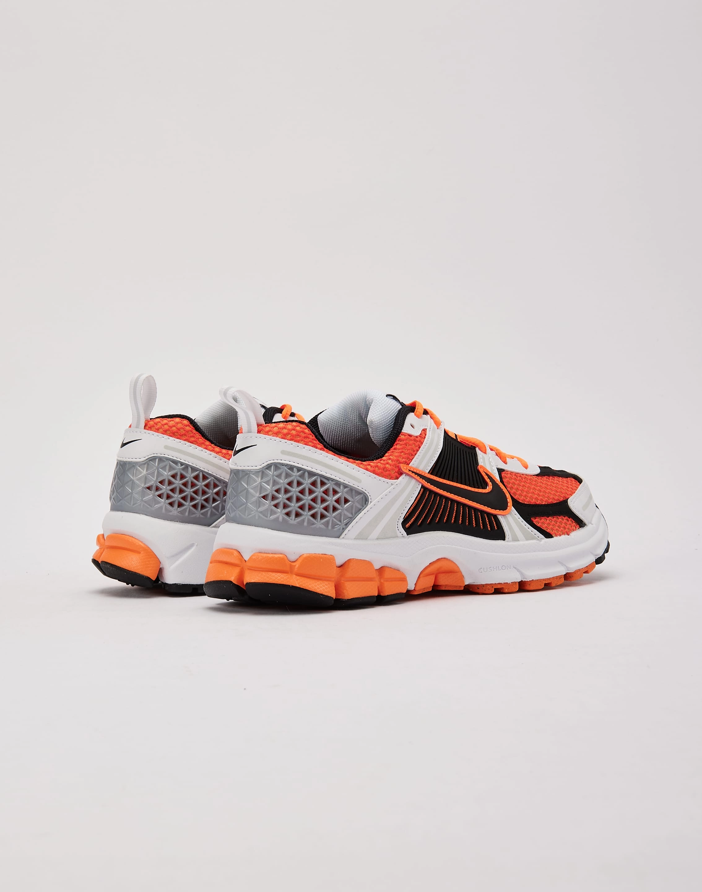 self - esteem running shoe victory Cushion Response Nike Zoom Vomero 5 Grade-School