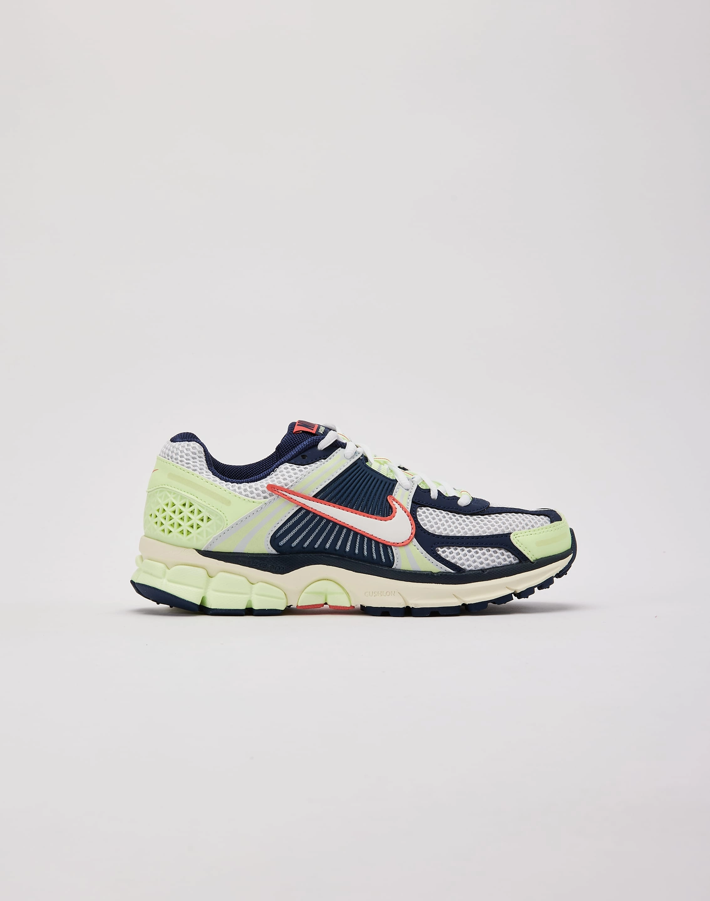 Nike Zoom Vomero 5 Grade-School Heel cradle