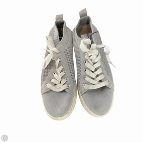 Grip Flow Shoes Sneakers By Steve Madden In Grey, Size: 7