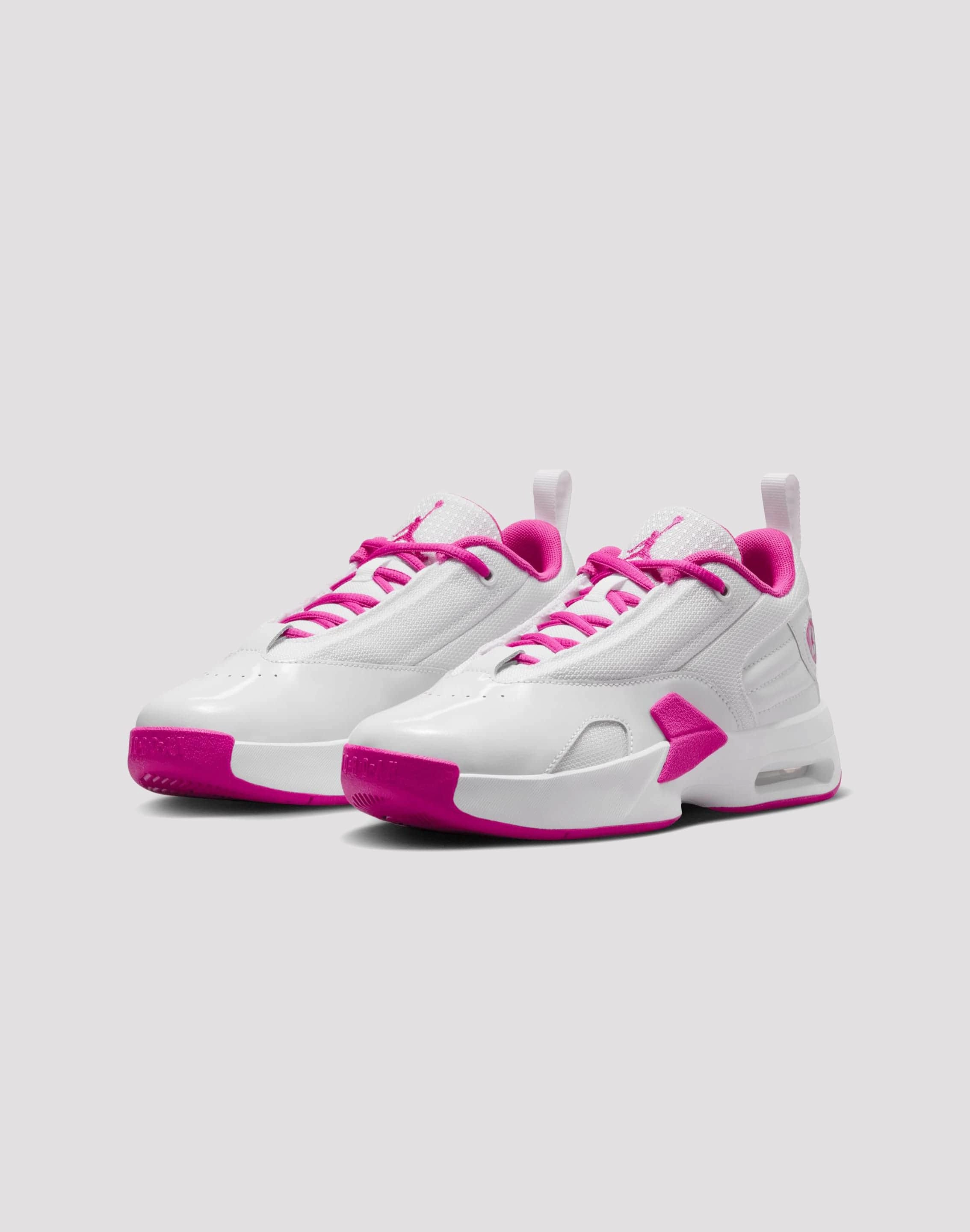 Nike Max Aura 6 Grade-School Sturdy Midsole Ergonomic Contouring