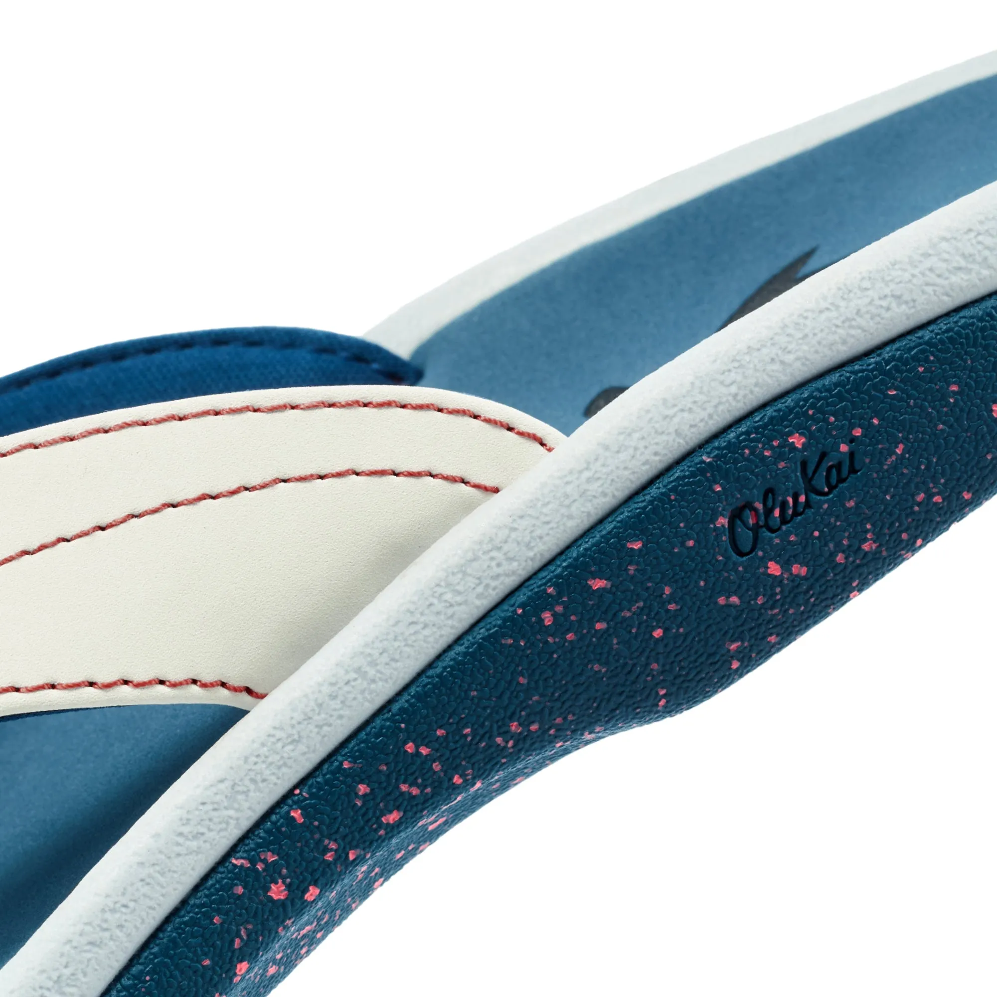 Ohana - Bright White / Ocean Blue Contoured Heel Cup Durable Walking