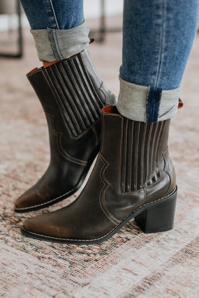 Lift Up Street Ball On My Best Behavior Boots - Coffee