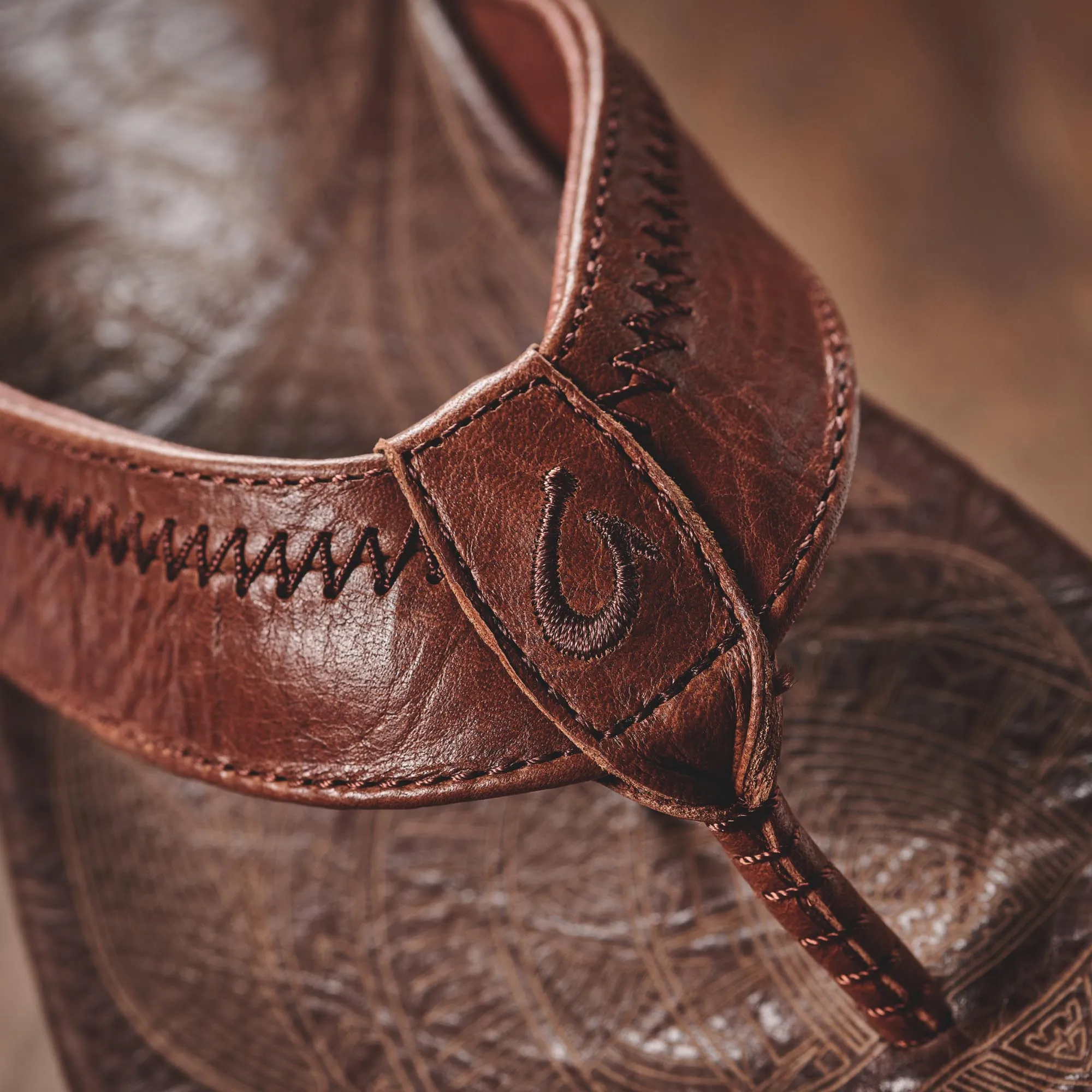 Hiapo - Rum / Dark Wood Recyclable Packaging Certified