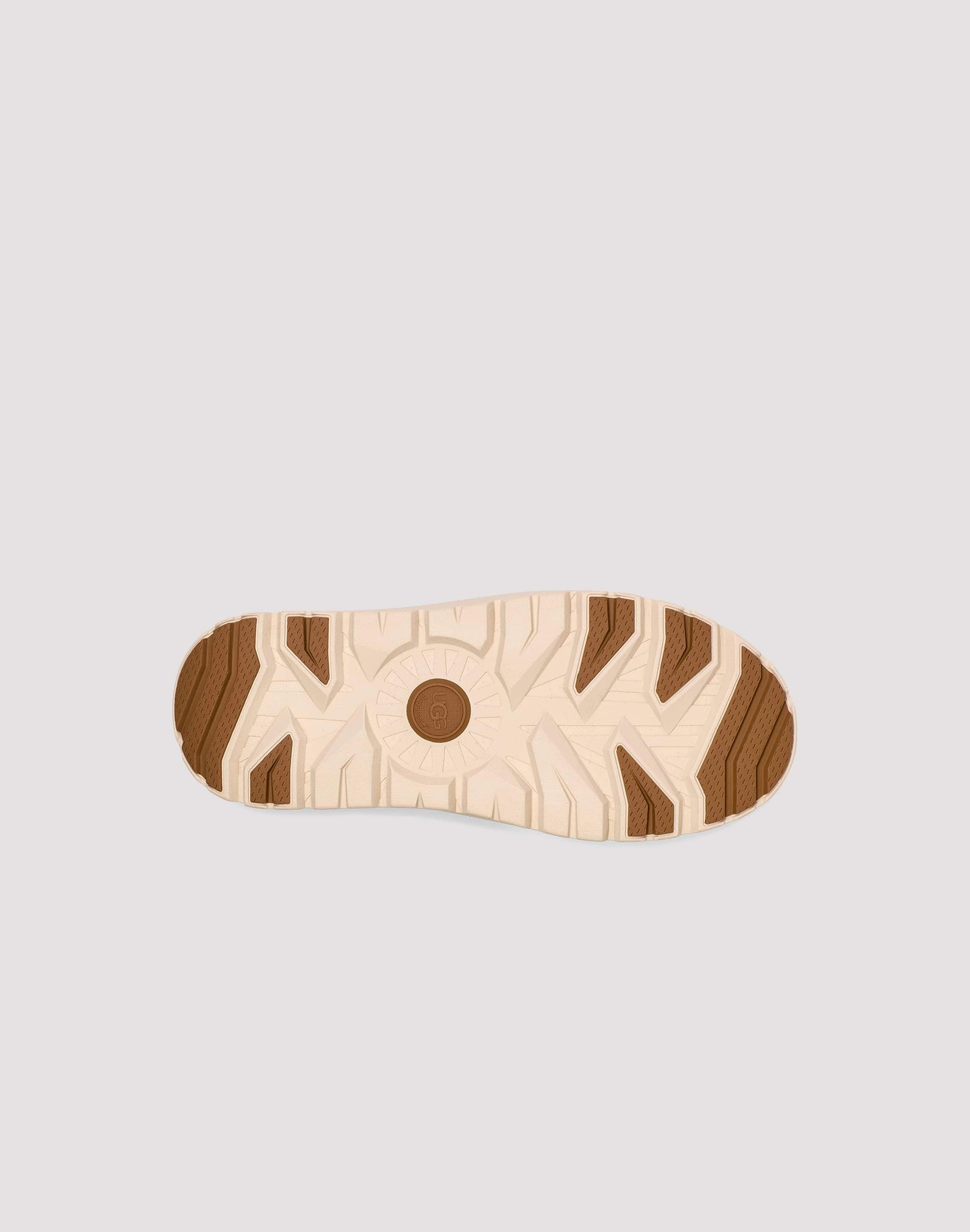 UGG Tasman Weather Hybrid Slipper Muscle Aid Sturdy Build