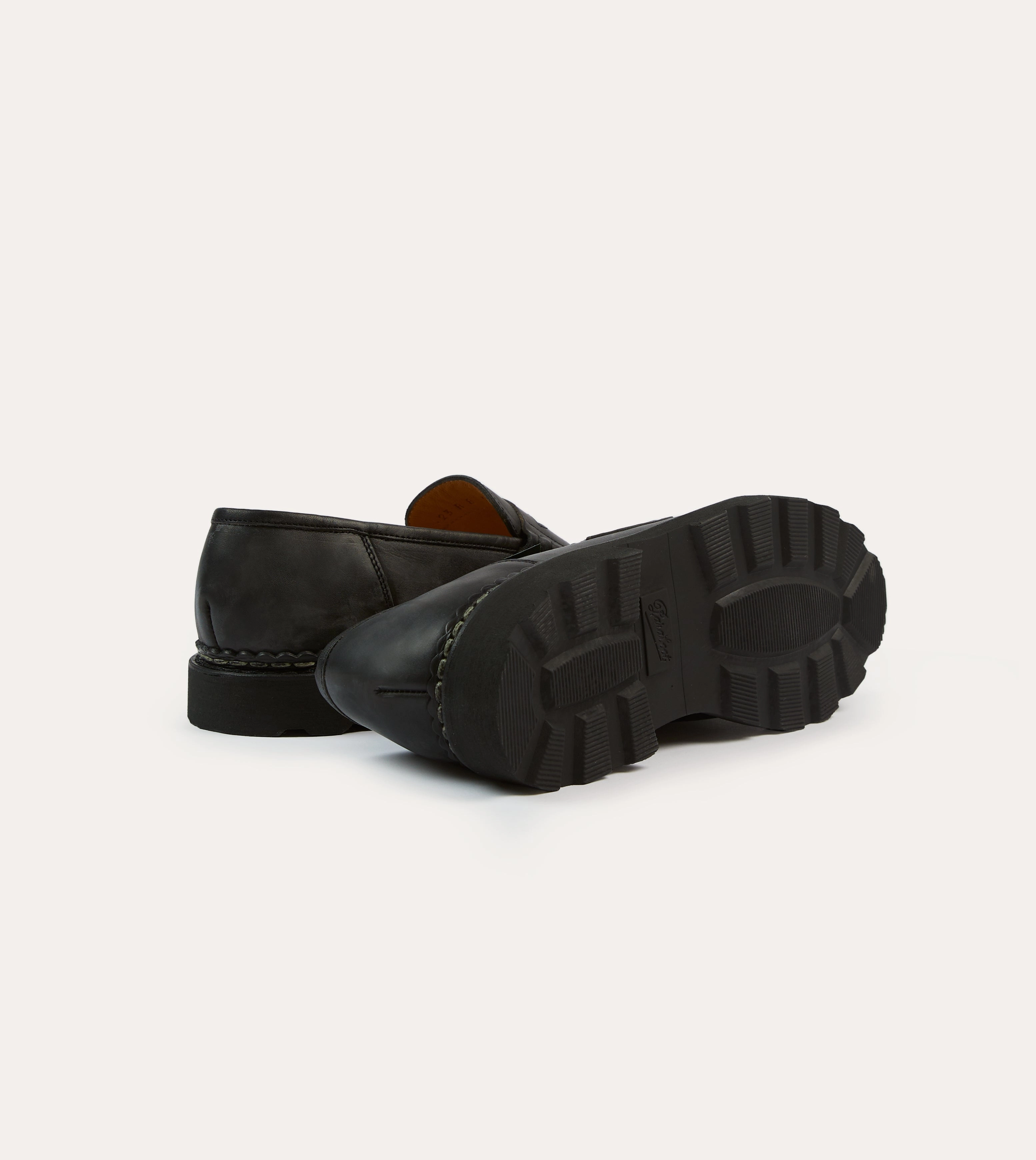 Metro Walk Paraboot Reims Black Leather Loafer