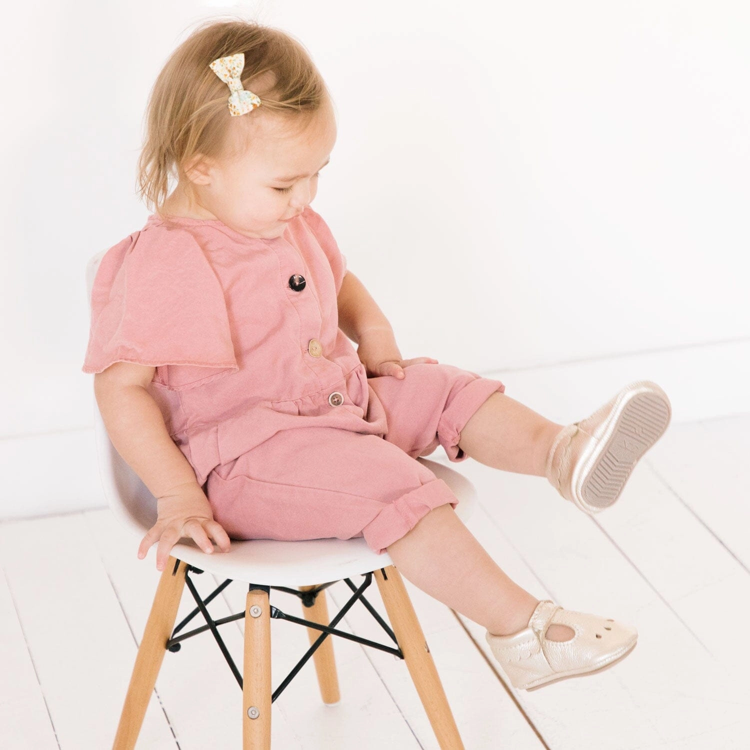 Flat - heeled kids' shoes Low Profile Platinum Mary Jane Baby Shoe