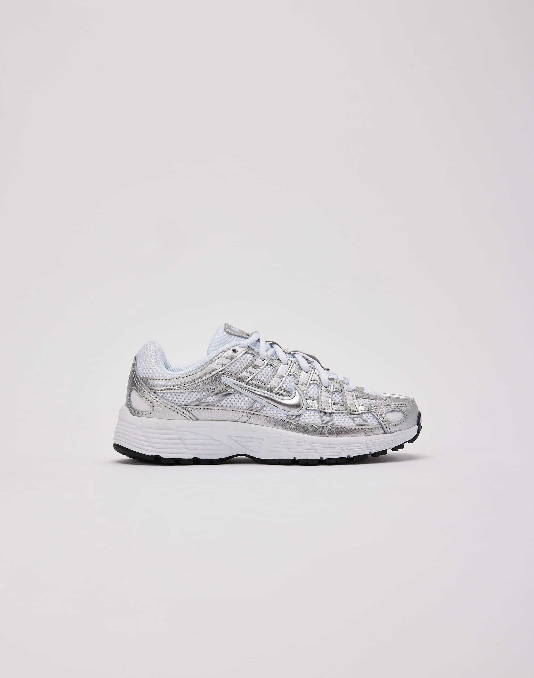 Minimalist Profile Comfortable Upper Nike P-6000 Pre-School