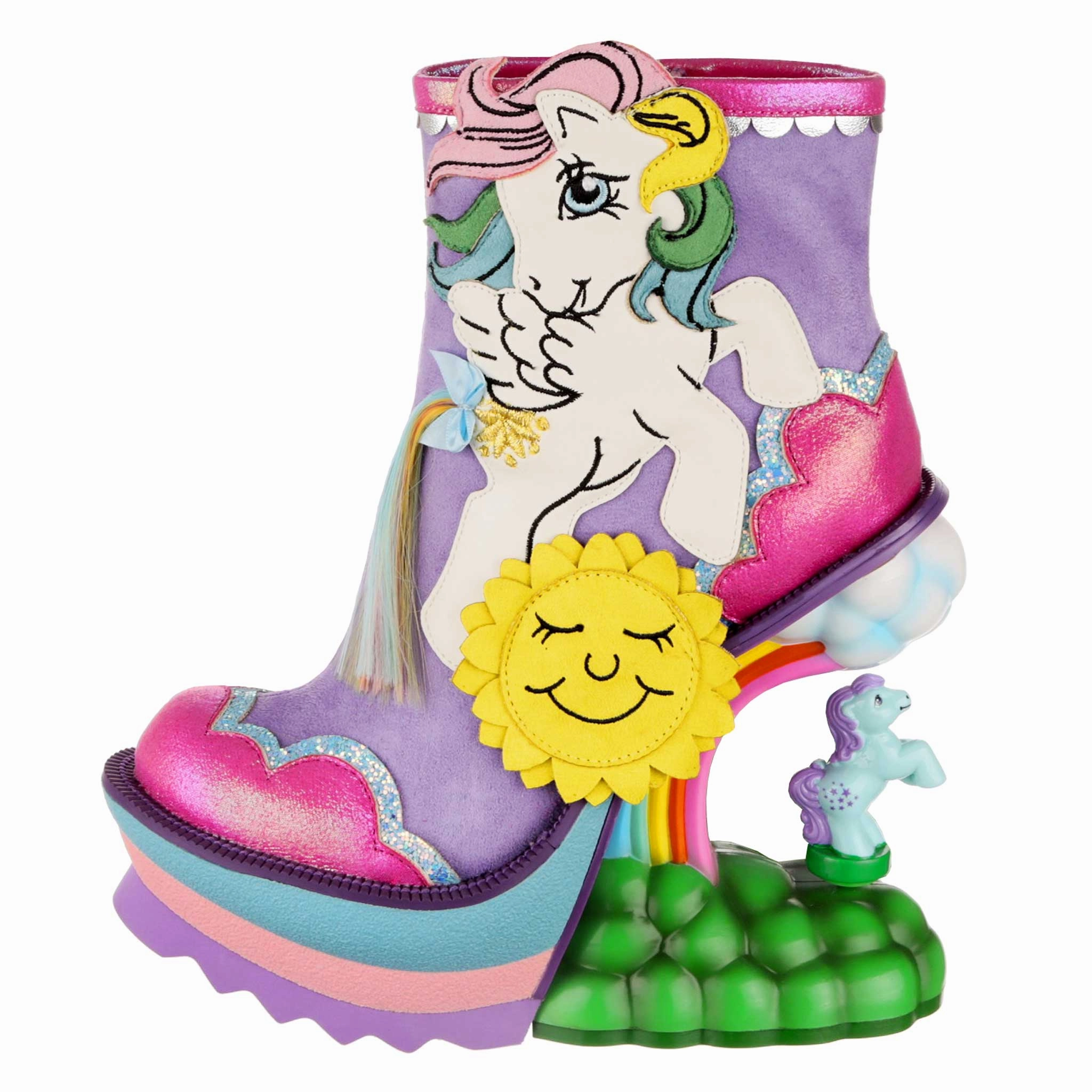 Equestria Eleganza Slip On Convenience
