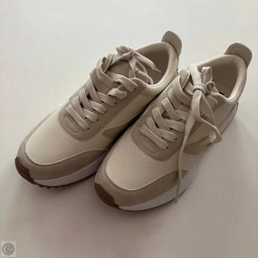 Functional Edge Shoes Sneakers By Dv In Cream, Size: 7