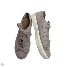 Shoes Sneakers By Loft In Taupe, Size: 8 Easy Steps