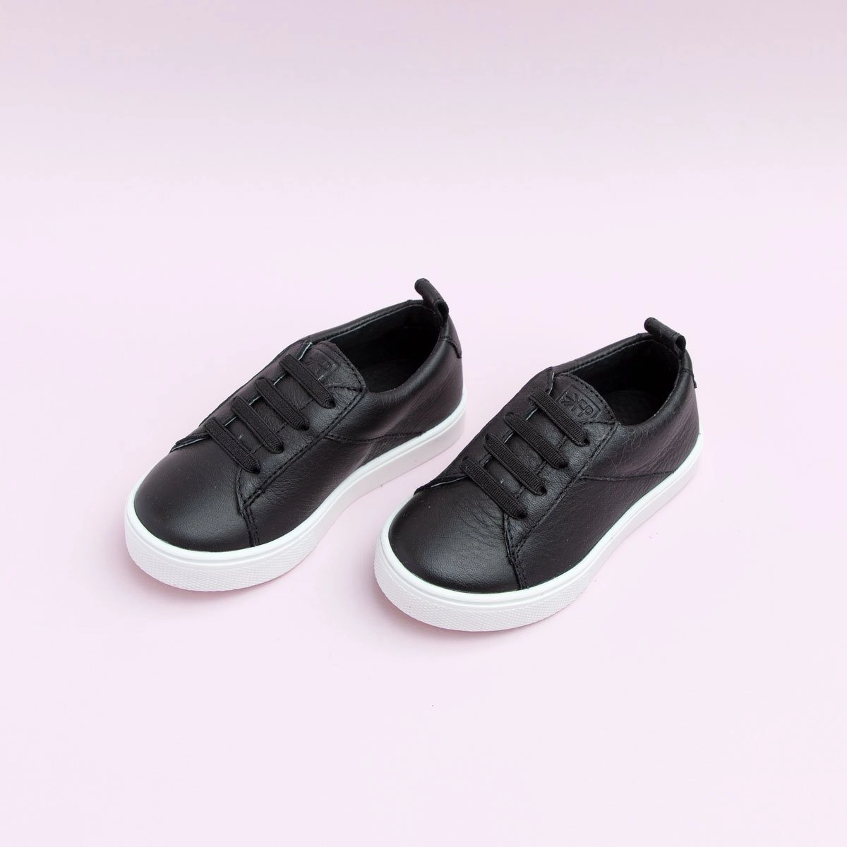 Neutral Base Ebony Classic Lace Up Sneaker