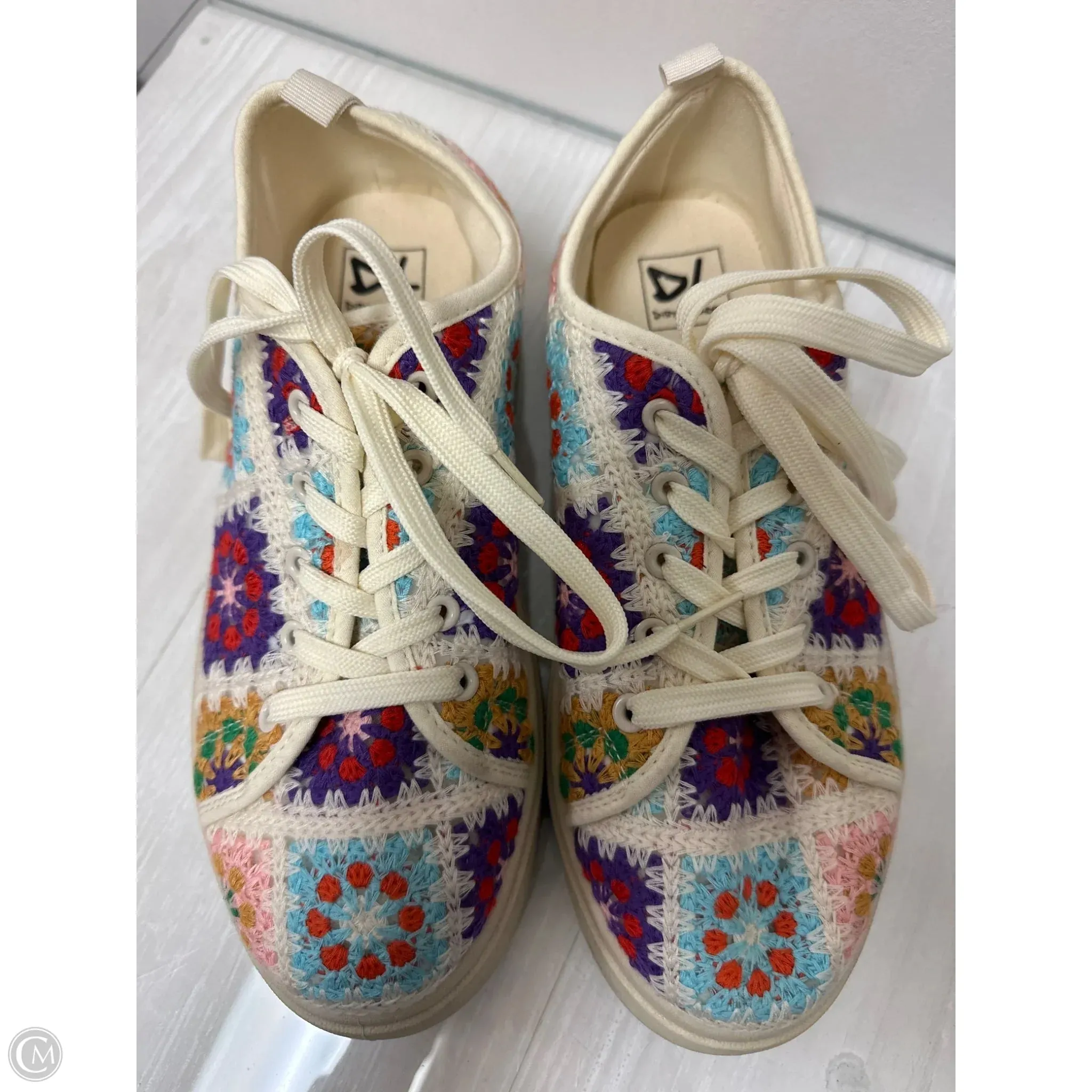 Shoes Sneakers By Dirty Laundry In Multi-colored, Size: 8.5 Built-in comfort