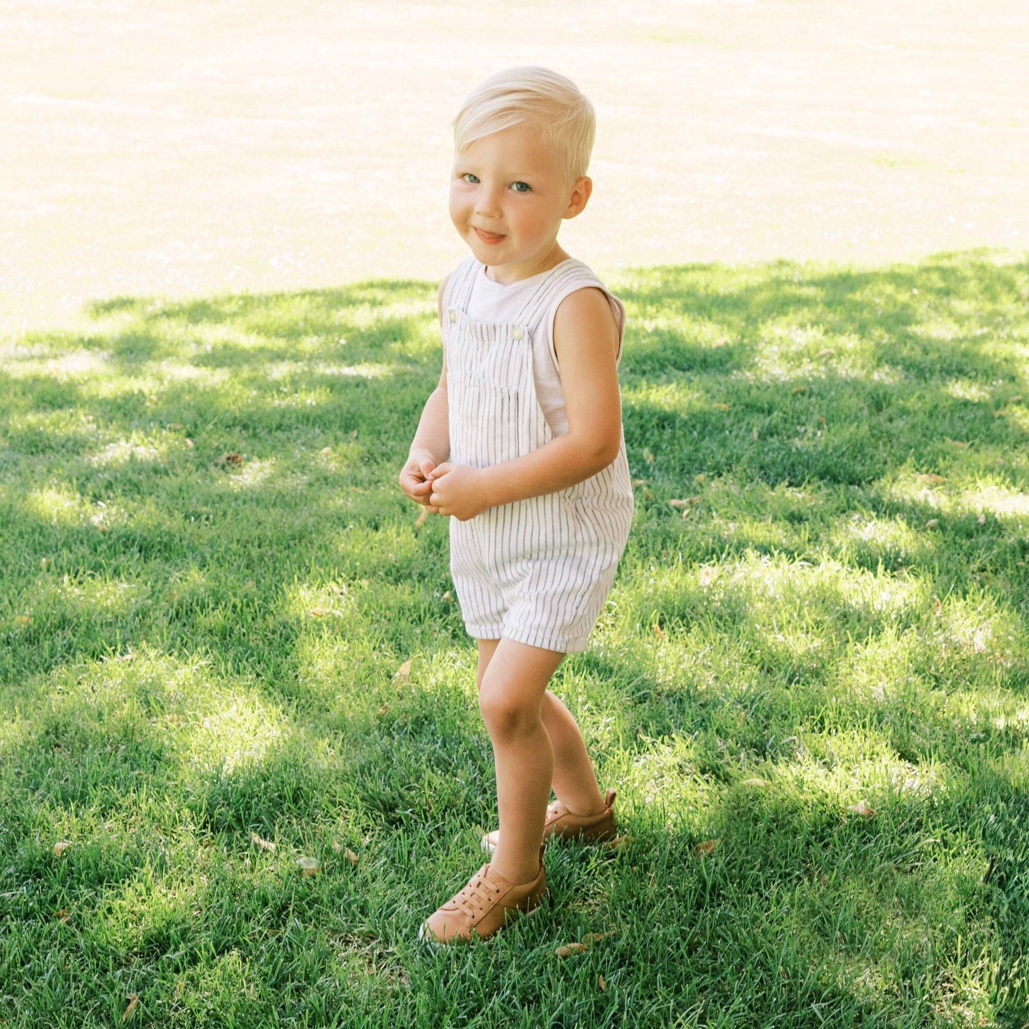 Weathered Brown Classic Lace Up II Sneaker Step Precision Modern Touch