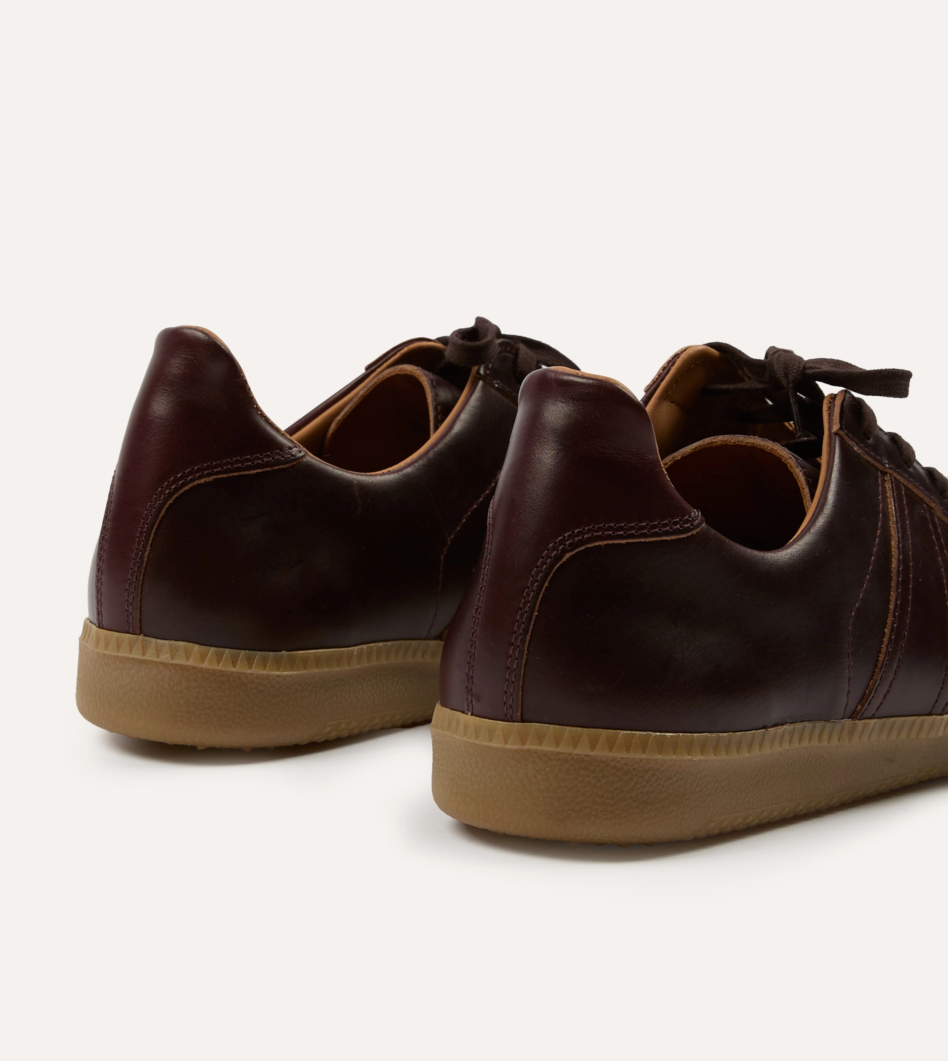 shape fit Thermal Insulation Layer Reproduction of Found Brown Germany Military Trainer