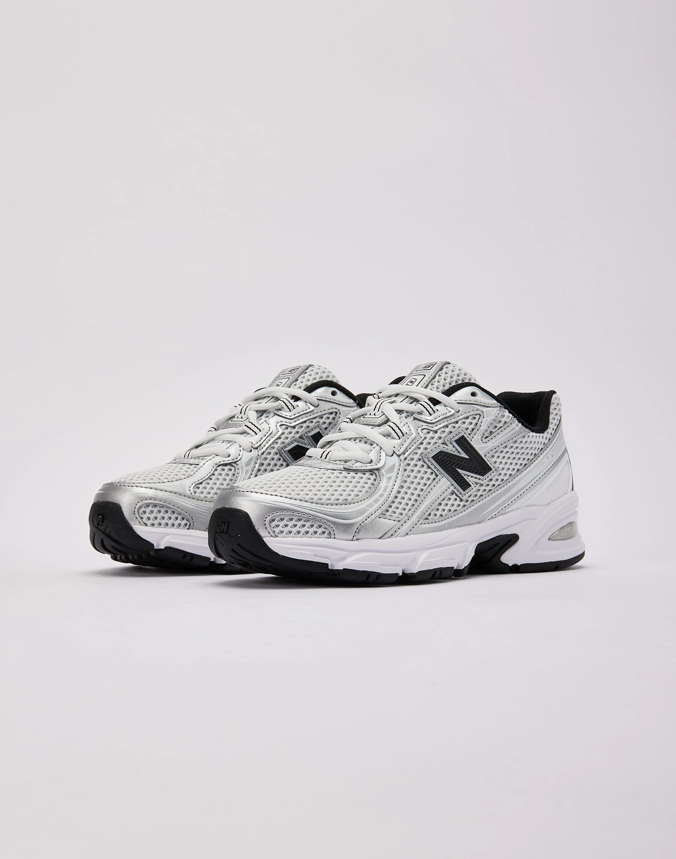 safety - design shoes New Balance 740 Grade-School