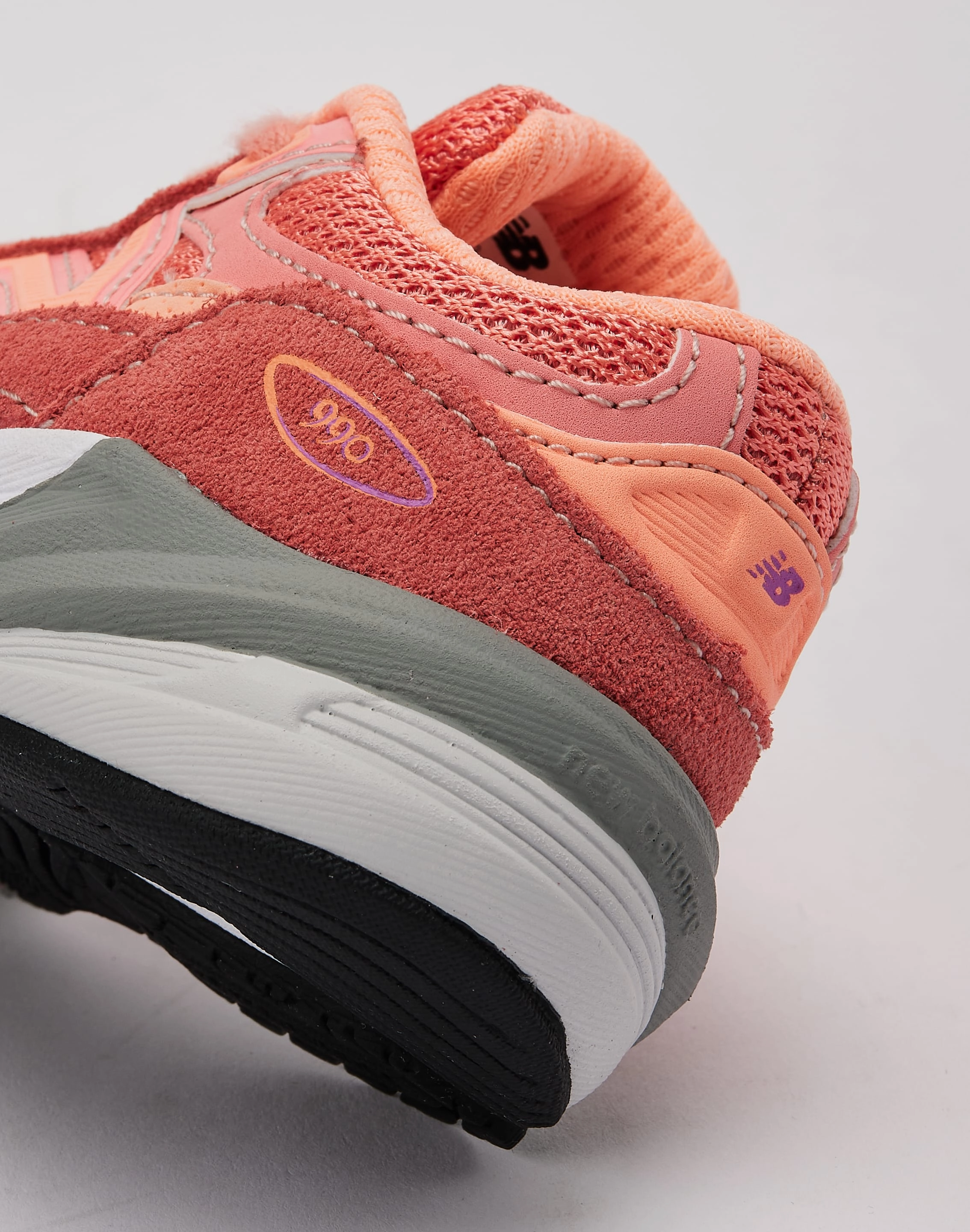 running in oval tracks shoes Advanced Flexibility New Balance 990v6 Toddler