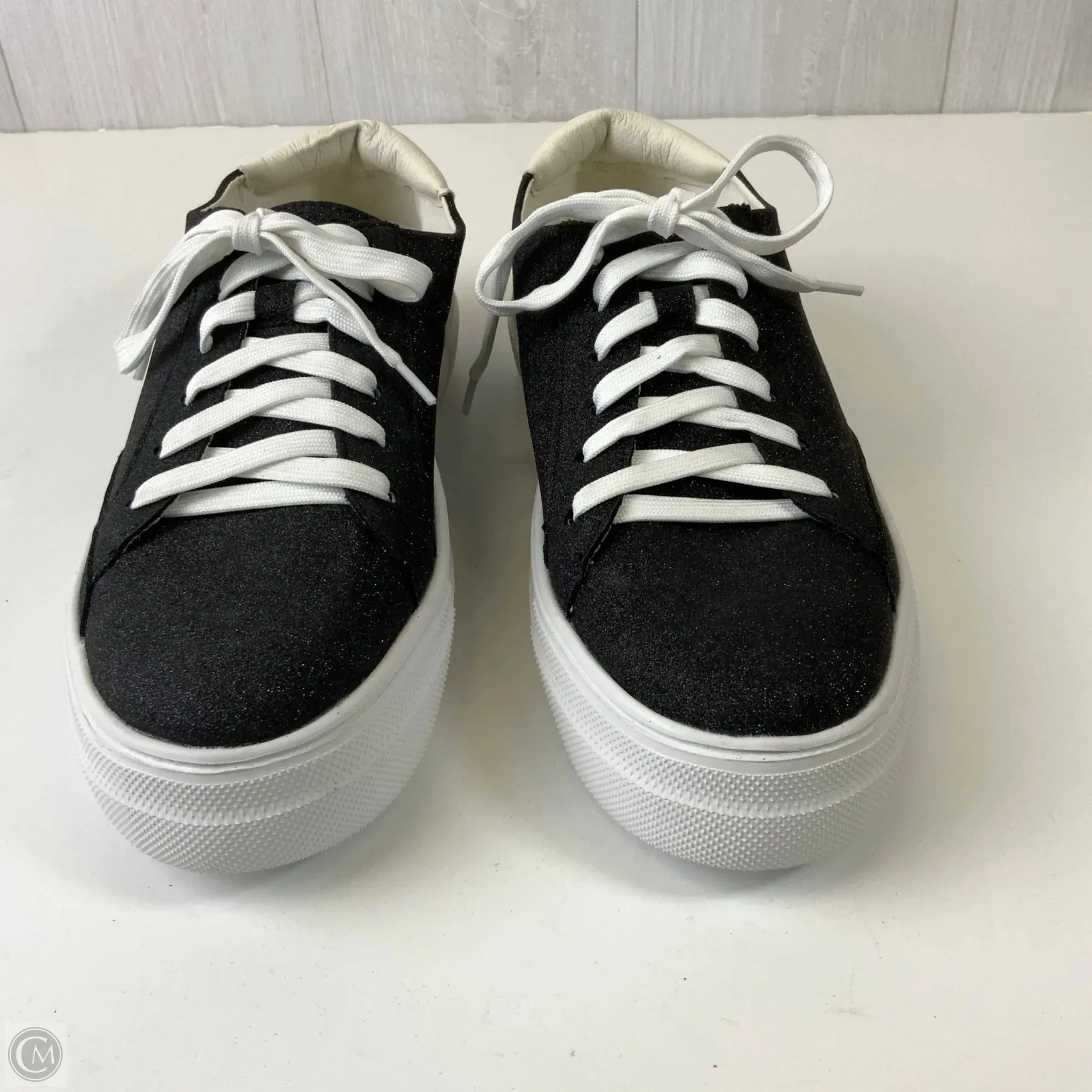 Impact Zone Shoes Sneakers By Clothes Mentor In Black, Size: 10