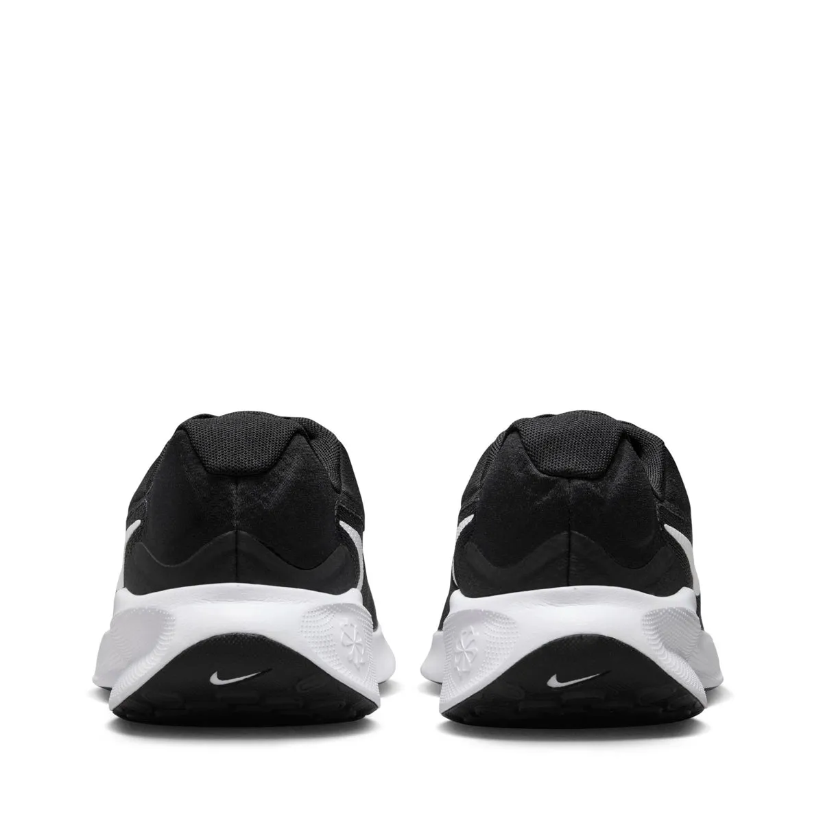 Revolution 7 Wide - Mens Footwear Essential