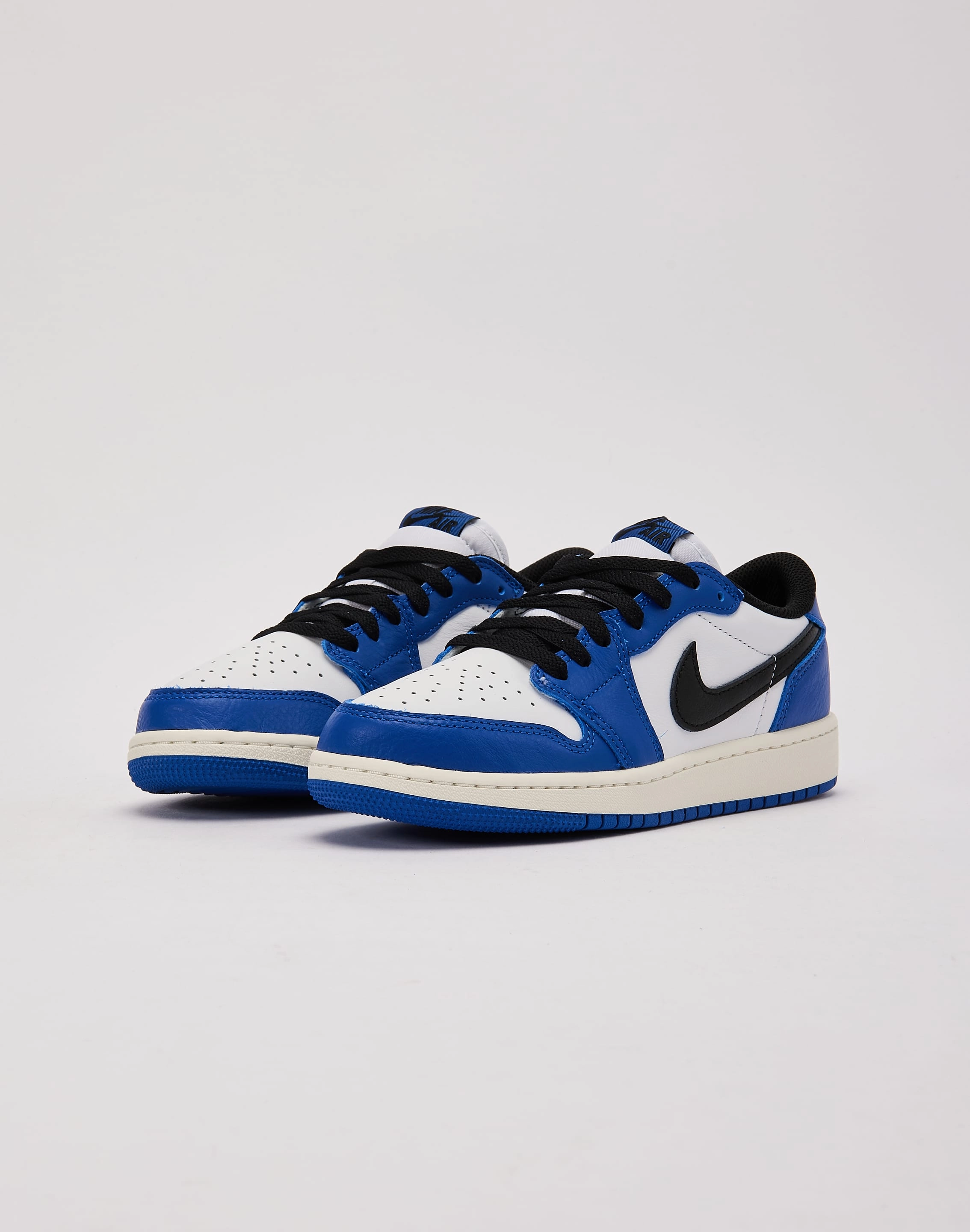 Jordan Air Jordan 1 Retro Low OG 'Game Royal' Grade-School Anti Bacterial Machine washable