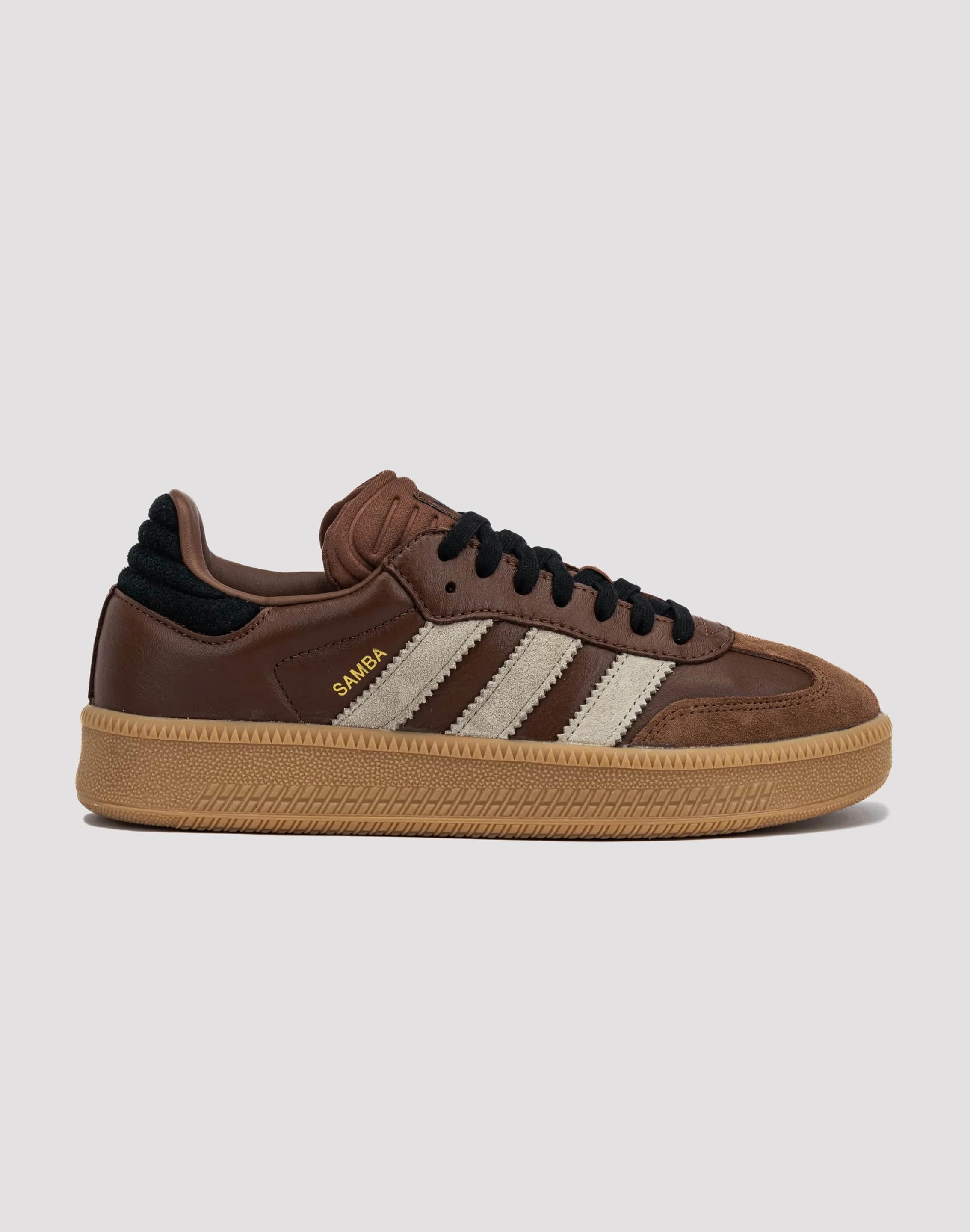 Clean Step Road Long Adidas Samba XLG