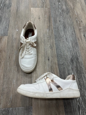 Shoes Sneakers By Mia  Size: 10 Everyday Touch Lightweight Frame Structure