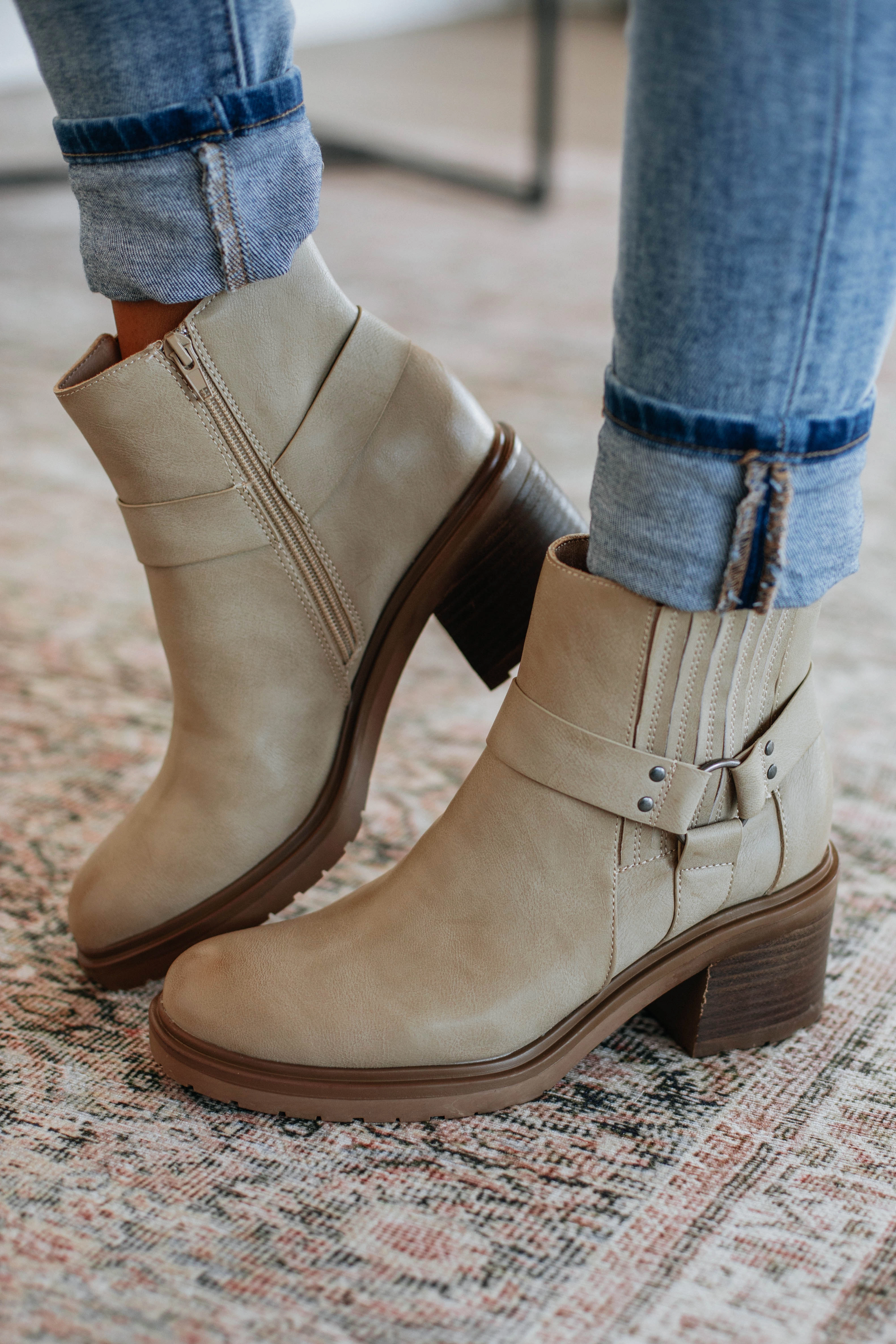 Not So Complicated Boots - Khaki Royal Mood
