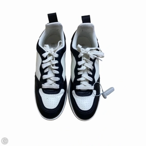 Shoes Sneakers By Wild Fable In Black & White, Size: 10 Easy Match