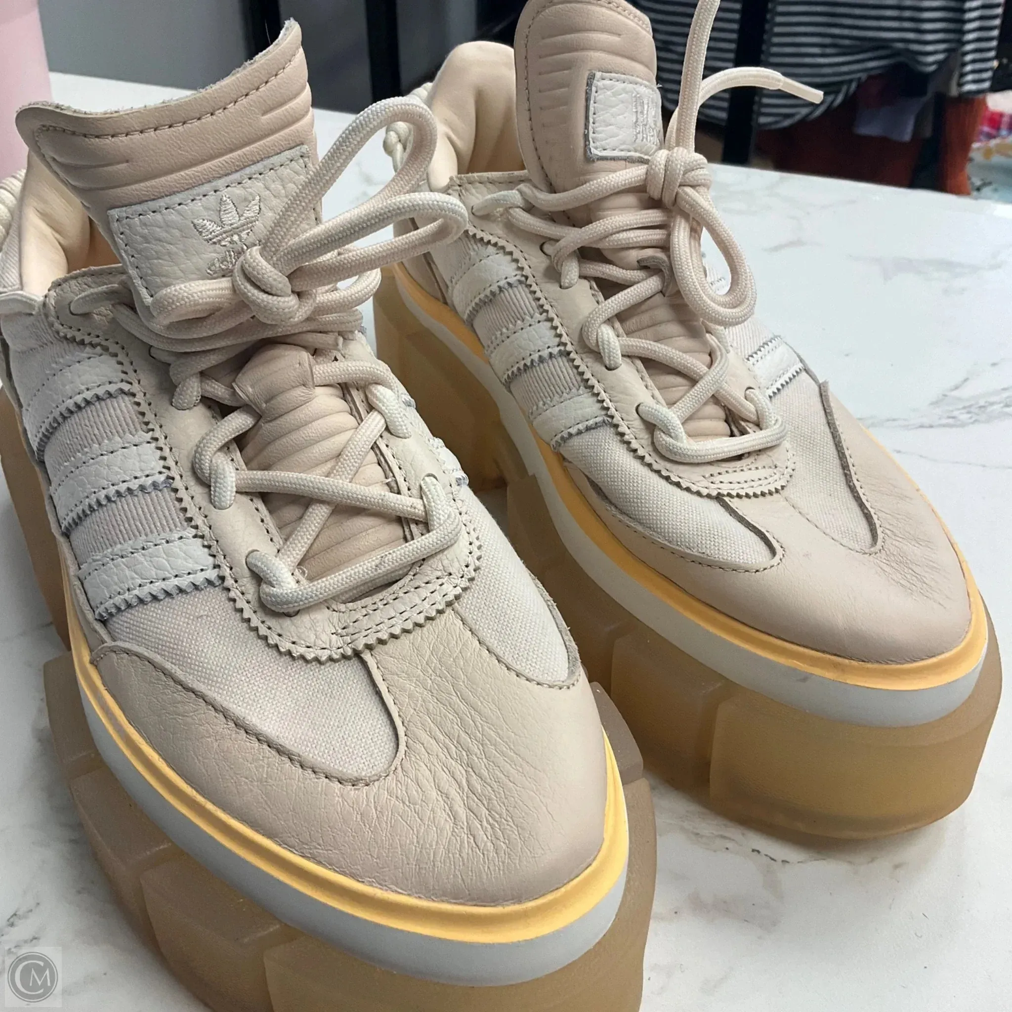 Foam Support Shoes Sneakers By Adidas In Beige, Size: 7.5