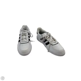 Shoes Sneakers By Adidas In Black & White, Size: 7.5 Twist Free Motion Reinforced Eyestay Durability
