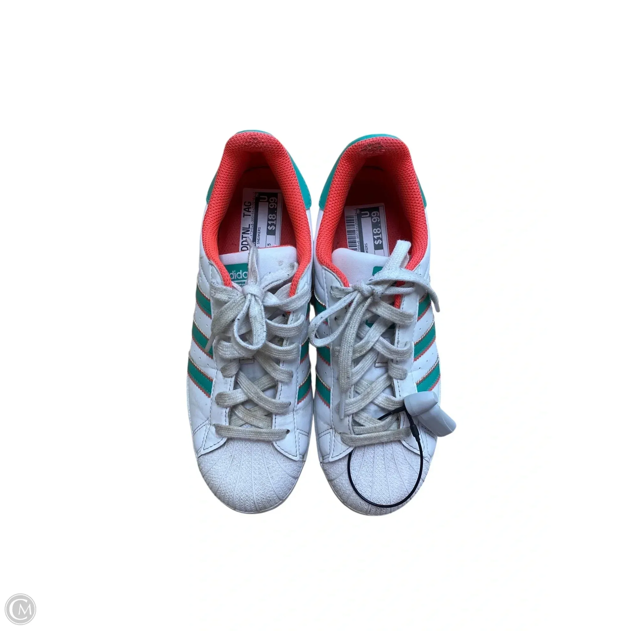 Casual Fit Dynamic Heel Counter Shoes Sneakers By Adidas In White, Size: 6.5