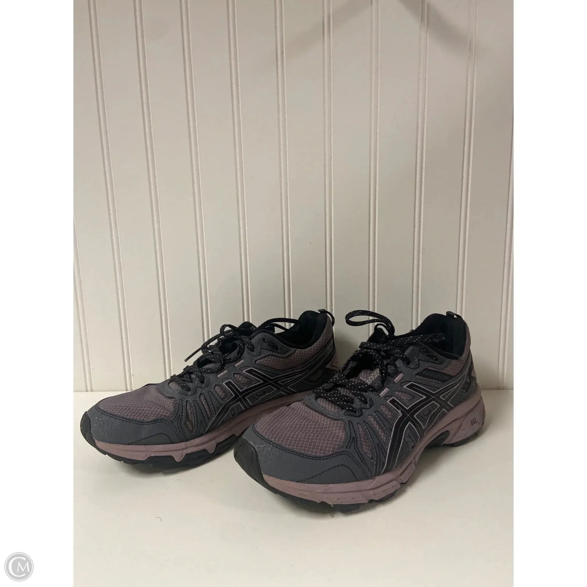 Walking   Friendly Pull On Design Shoes Sneakers By Asics In Grey & Pink, Size: 8.5