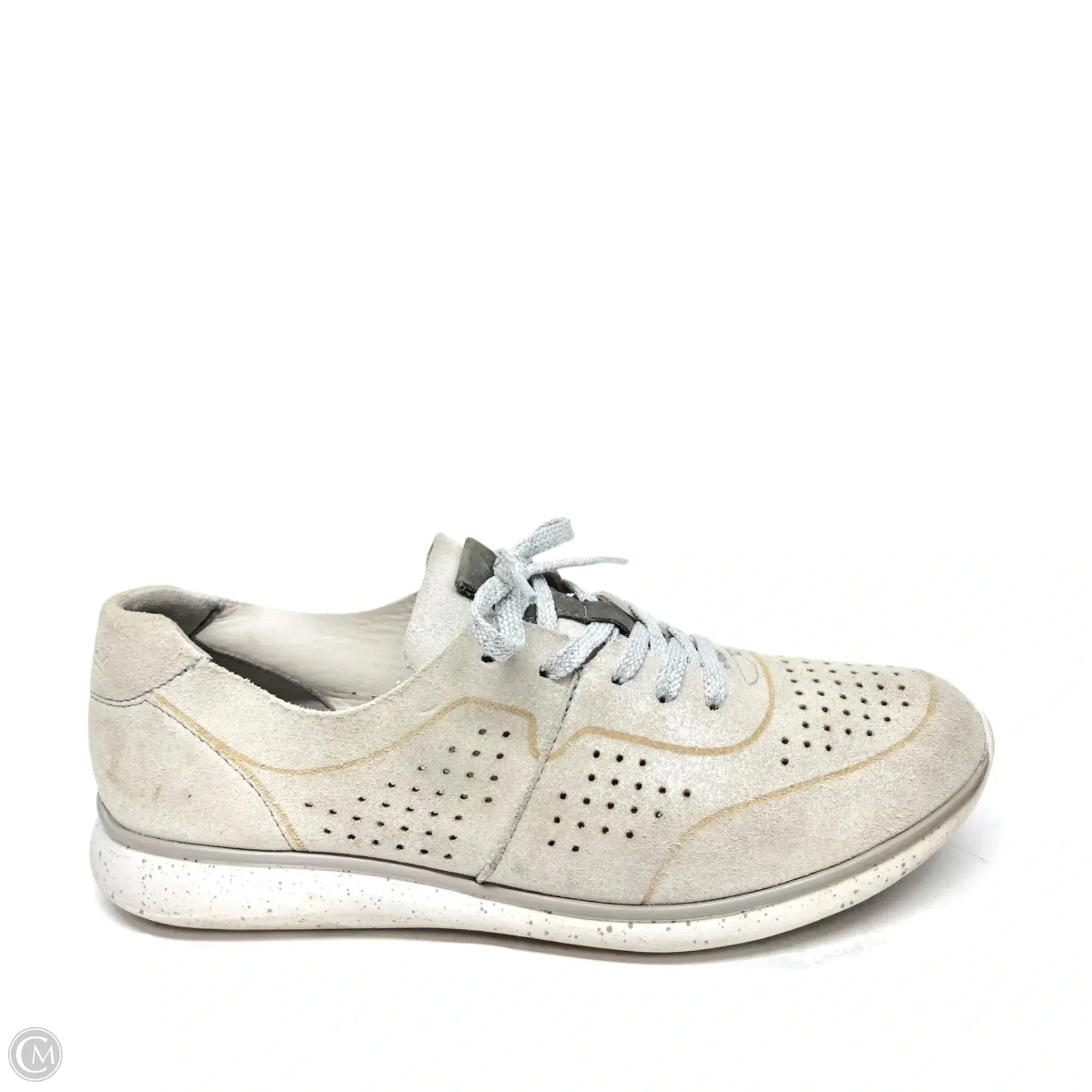 EVA Shoes Sneakers By Clothes Mentor In Cream, Size: 8.5