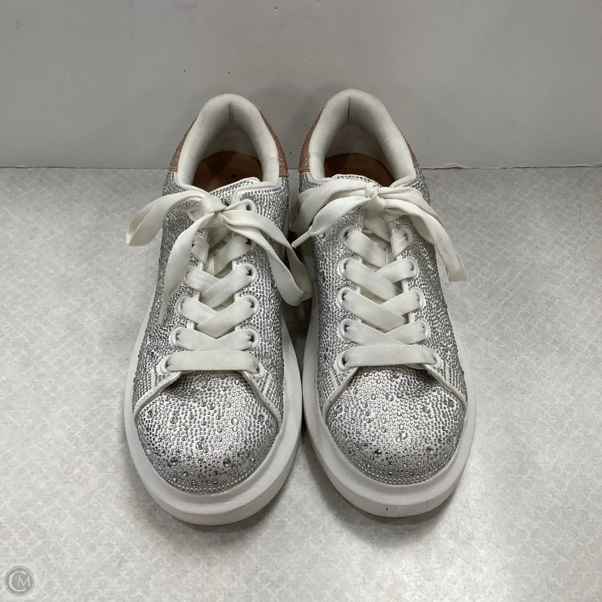 Shoes Sneakers By Inc In Silver & White, Size: 8.5 Breath Points Odor Control Fabric