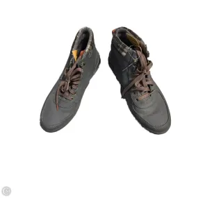 Shoes Sneakers By Keds In Grey, Size: 9.5 Mid Top