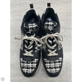 Shoes Sneakers By Michael By Michael Kors In Black & White, Size: 10 Retro-inspired support