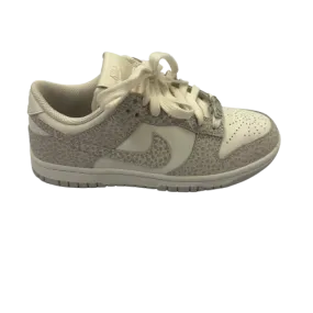 Dynamic Arch Brace Shoes Sneakers By Nike In Grey & White, Size:6