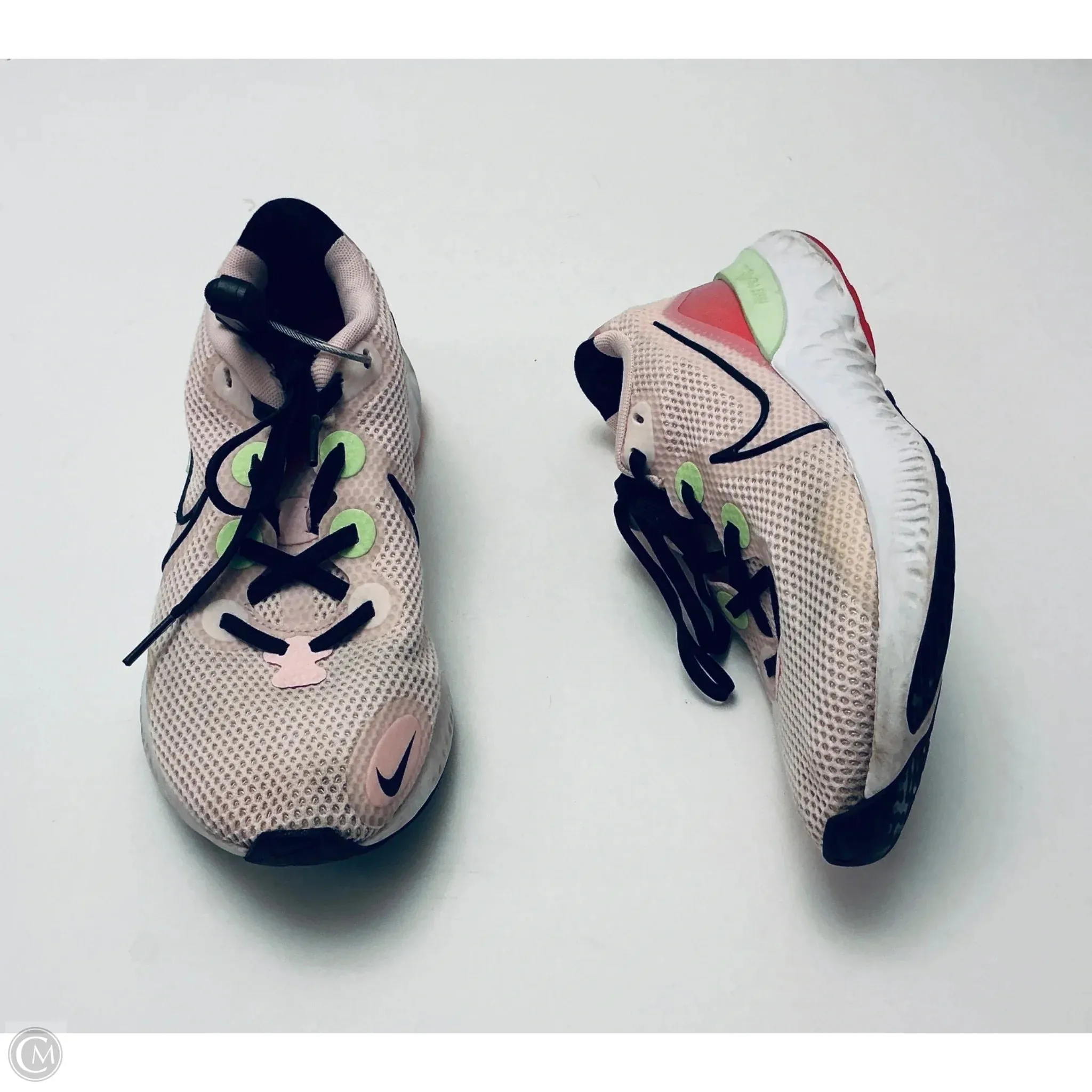 Shoes Sneakers By Nike In Pink, Size: 8.5 Comfortable Step Structured Edge