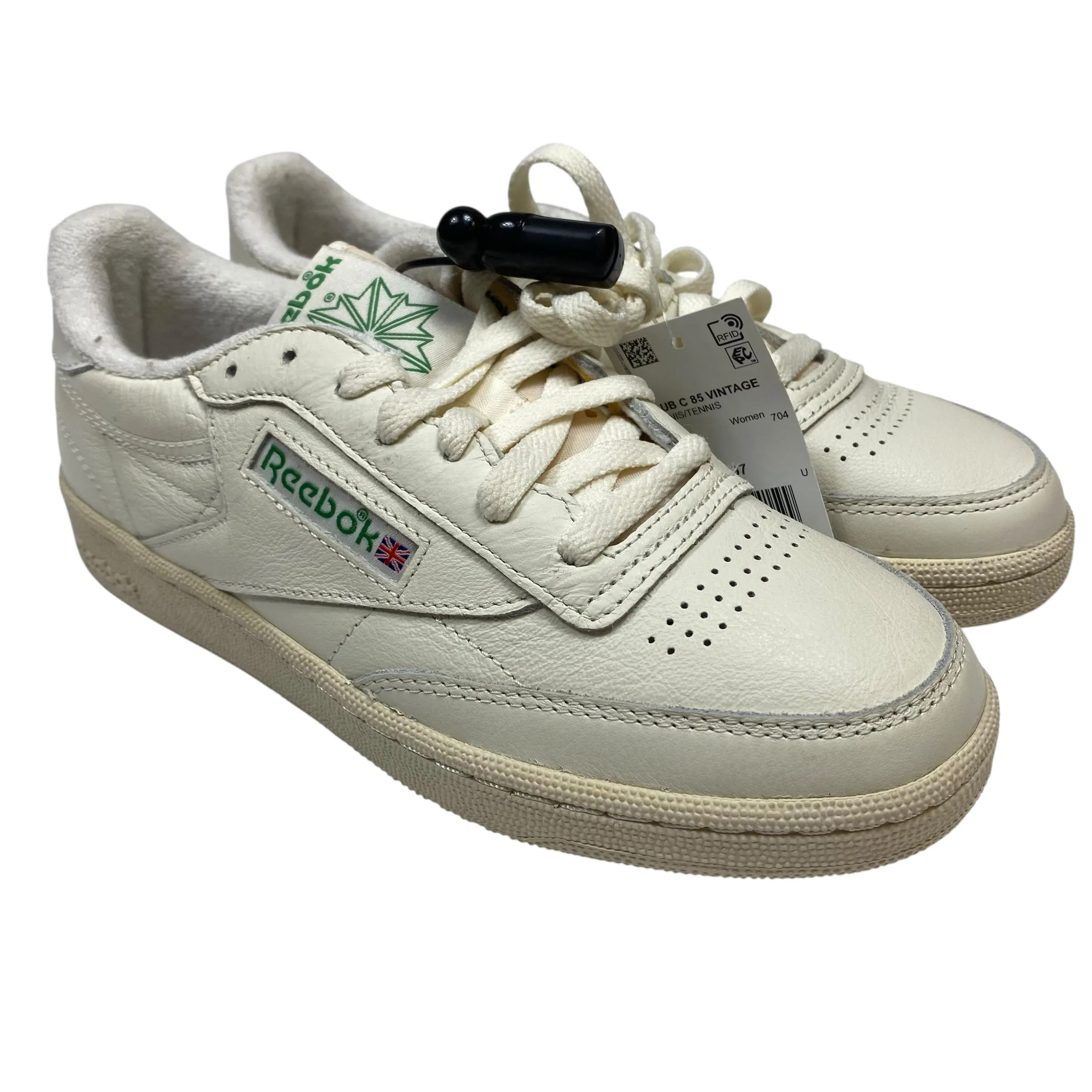 Shoes Sneakers By Reebok In Cream, Size:8 Retro-inspired performance Active Mode