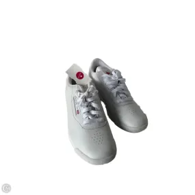 Shoes Sneakers By Reebok In White, Size: 8.5 Heel Cup Stability