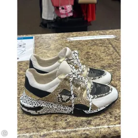 Shoes Sneakers By Steve Madden In Gold, Size: 11 Adjustable Fit System