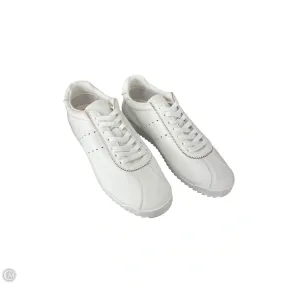 Shoes Sneakers By Steve Madden In White, Size: 9.5 Slim Shape