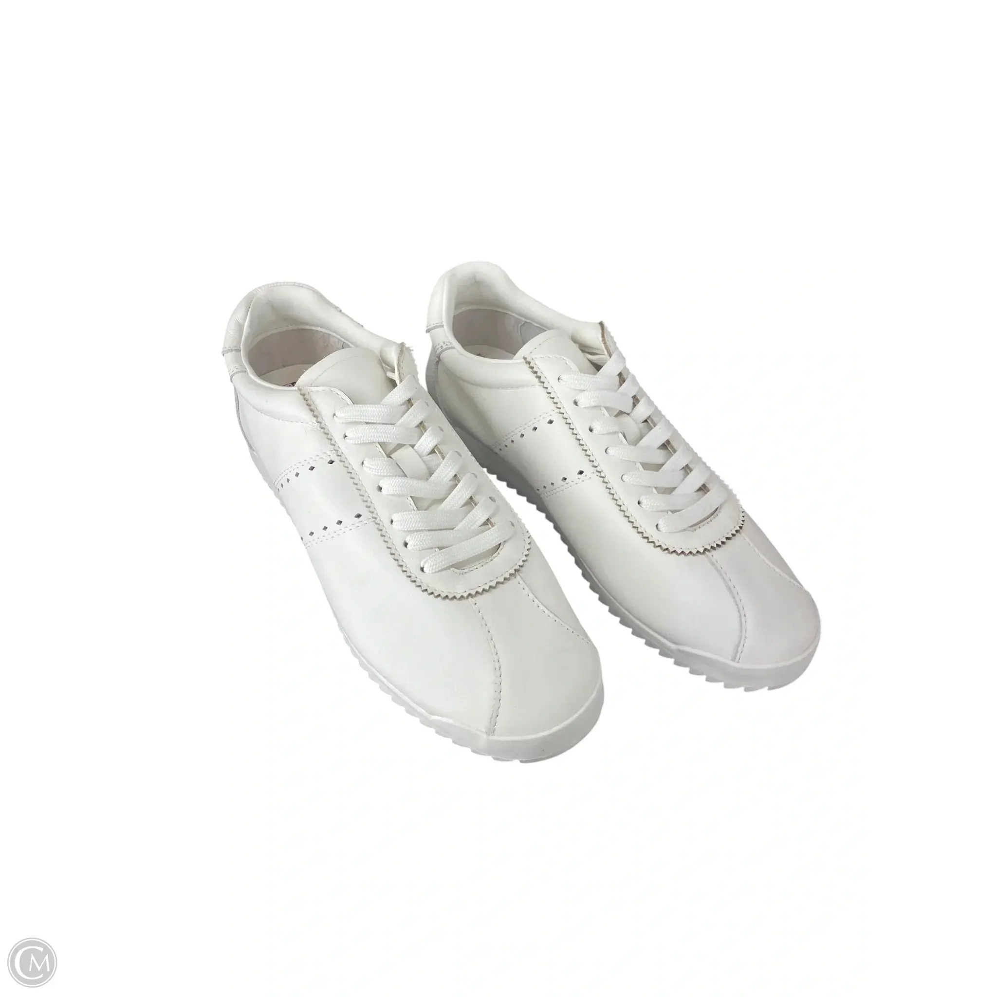 Shoes Sneakers By Steve Madden In White, Size: 9.5 Slim Shape