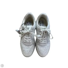 Torsion Control Tech Shoes Sneakers By Universal Thread In Cream, Size: 10