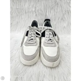 Shoes Sneakers By Vince Camuto In Grey & White, Size: 9 Ground Control